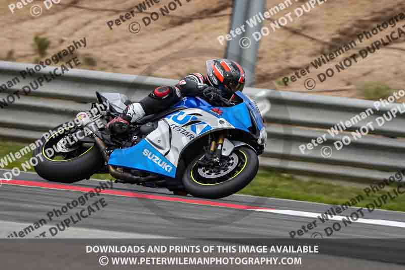 cadwell no limits trackday;cadwell park;cadwell park photographs;cadwell trackday photographs;enduro digital images;event digital images;eventdigitalimages;navarra;no limits trackdays;peter wileman photography;racing digital images;trackday digital images;trackday photos